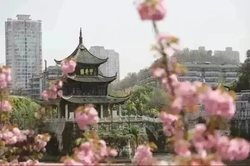 贵州开阳温泉酒店有几个_贵州趣味生活开阳河湾温泉酒店_开阳县河湾酒店