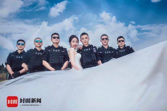 特警部队让拍婚纱照吗_警服拍婚纱照_跟特警拍婚纱照的人叫啥