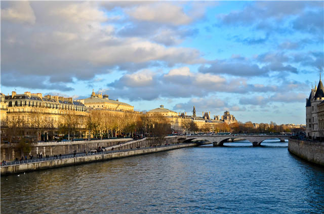 大连婚纱外景拍摄基地_欧式婚纱照外景大连_大连拍婚纱照外景